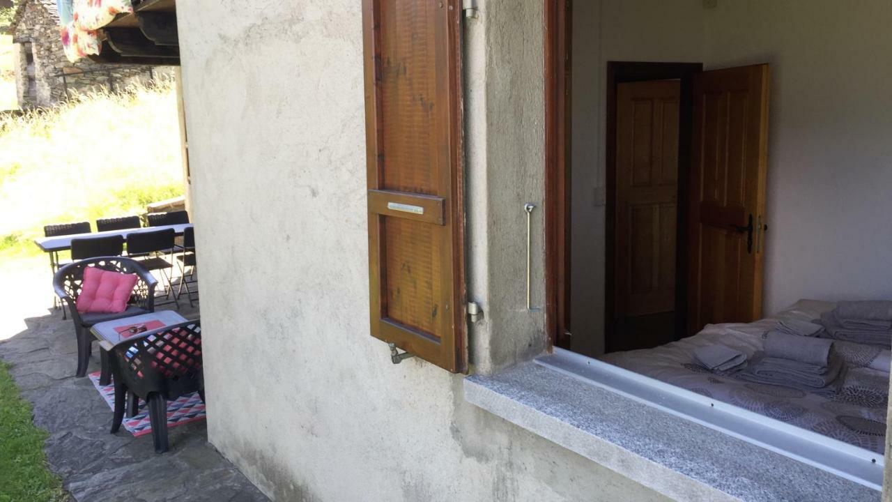 Ferienwohnung Rustico Ai Monti Cadenazzo Exterior photo